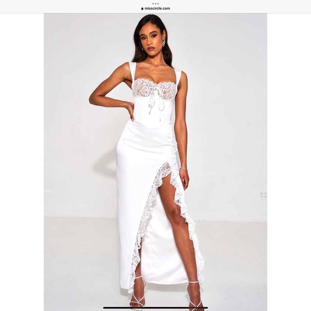 Miss Circle Freddie White Lace Satin Maxi Corset dress